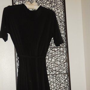 NWOT Apt 9. Black Wrap-Style Dress